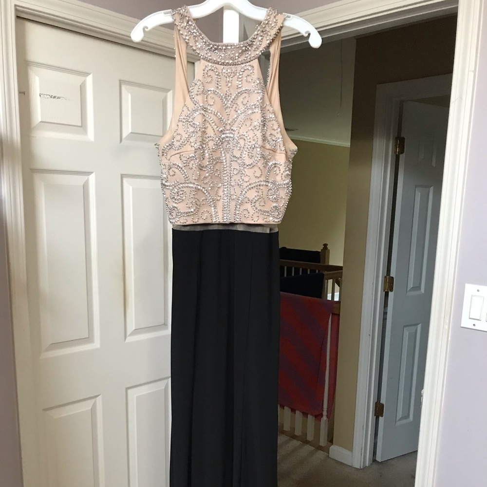 prom/homecoming dress